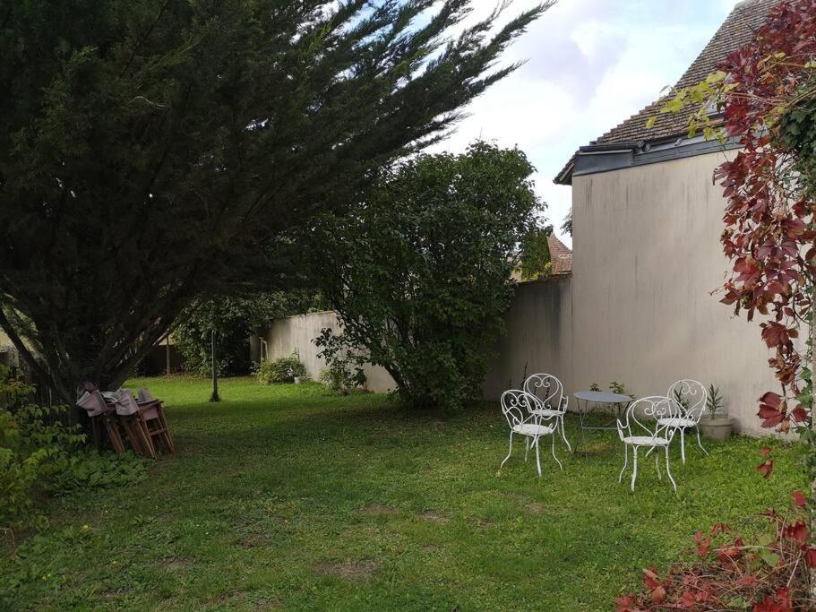 Au Coeur De Mortagne, Un Balcon Sur Le Perche Villa Eksteriør bilde